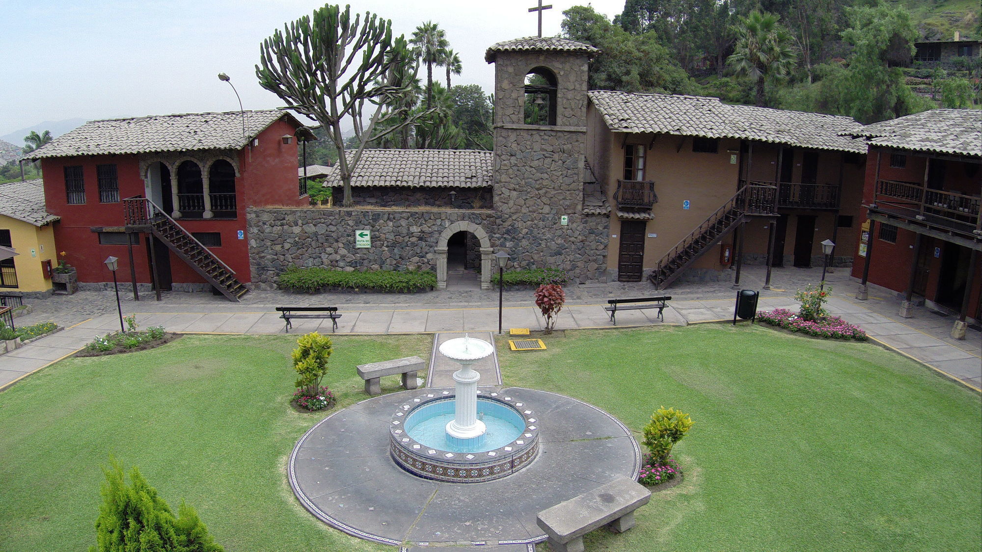 Decameron El Pueblo Lima Buitenkant foto